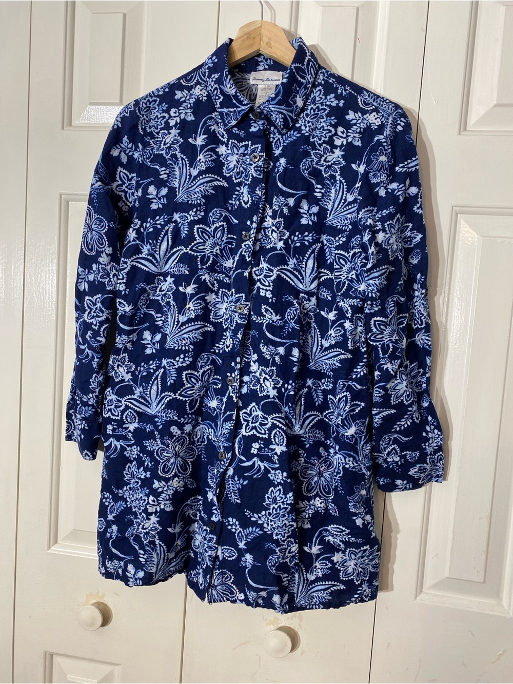 Tommy Bahama Navy and White Floral Button-Down Long Sleeve Dress